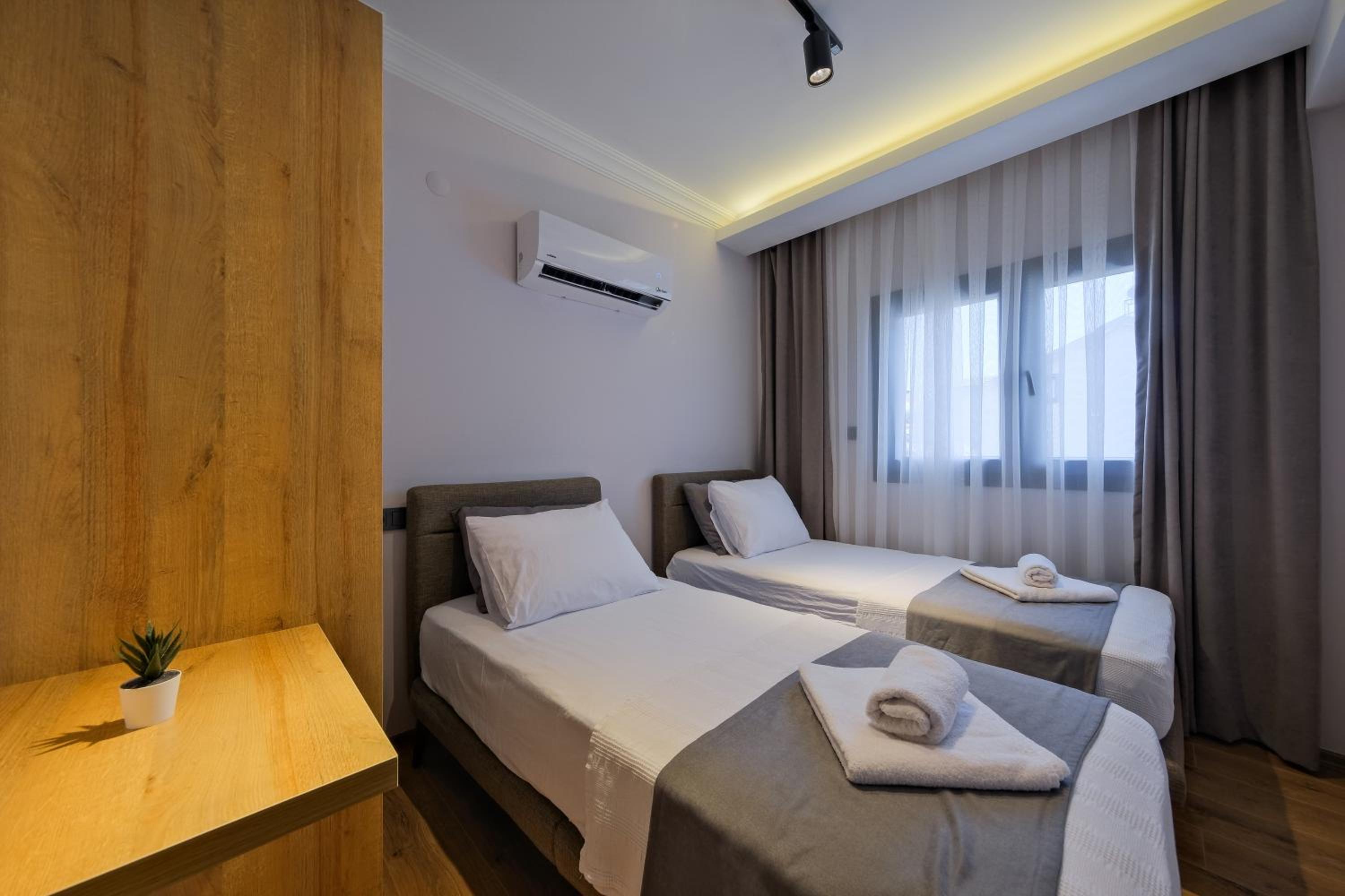 Light Apartments