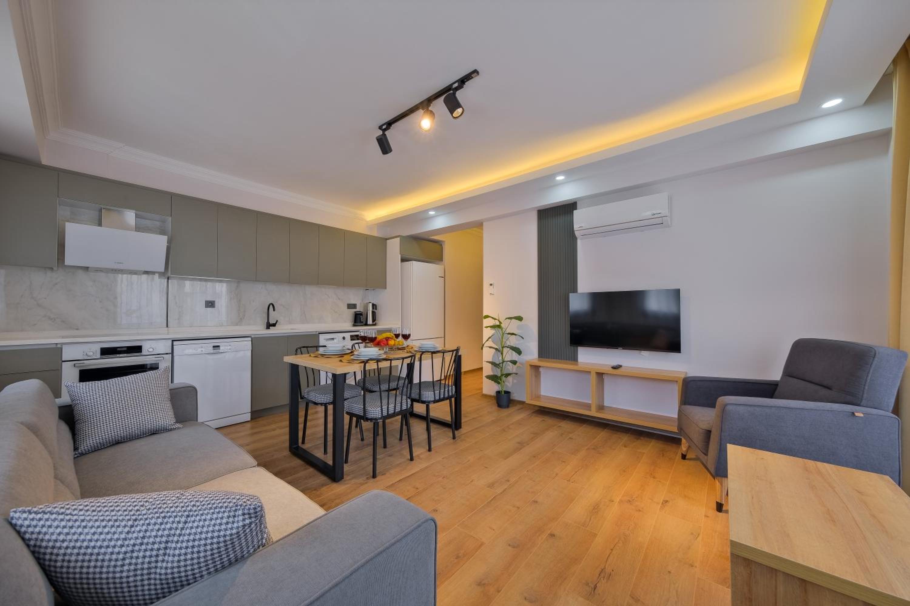 Light Apartments