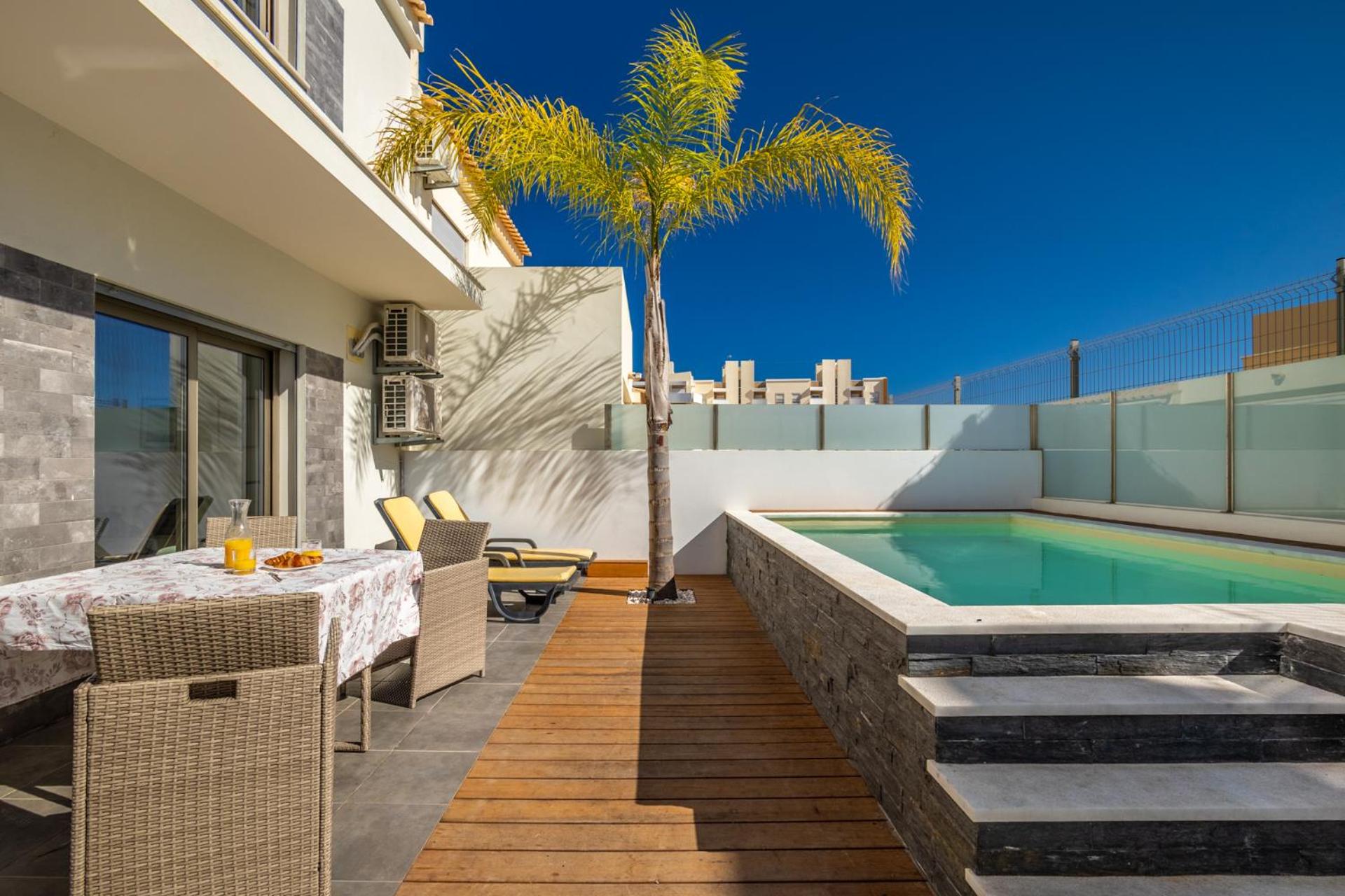 Hotel Lovely Home, WIFI, Jardim - Image 1