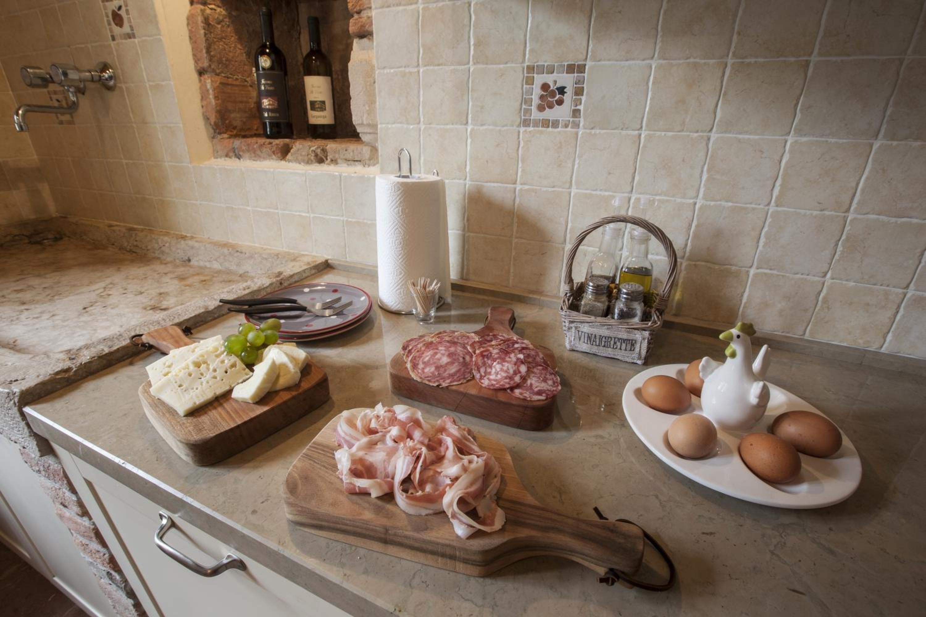 Fattoria Le Vegre view 5