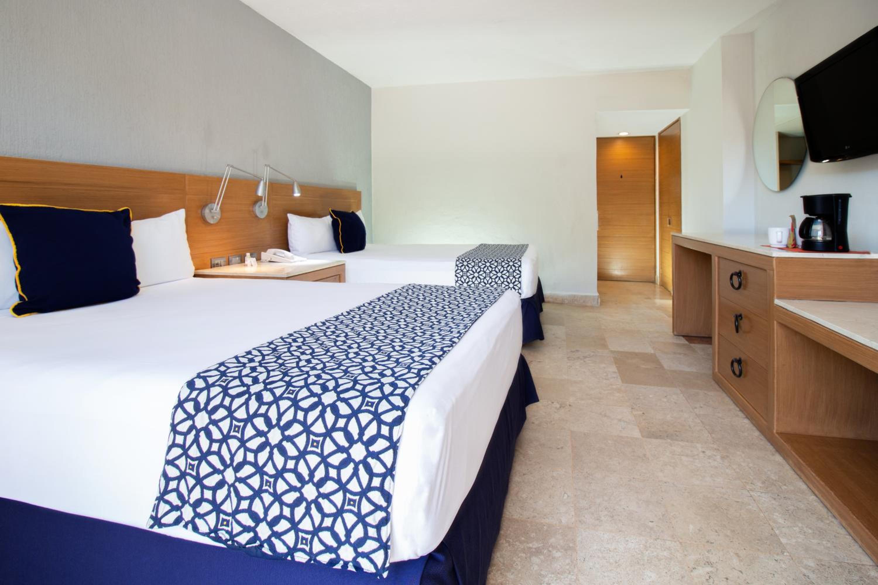 Puerto Vallarta Vacations - Plaza Pelicanos Club Beach Resort All Inclusive - Property Image 121