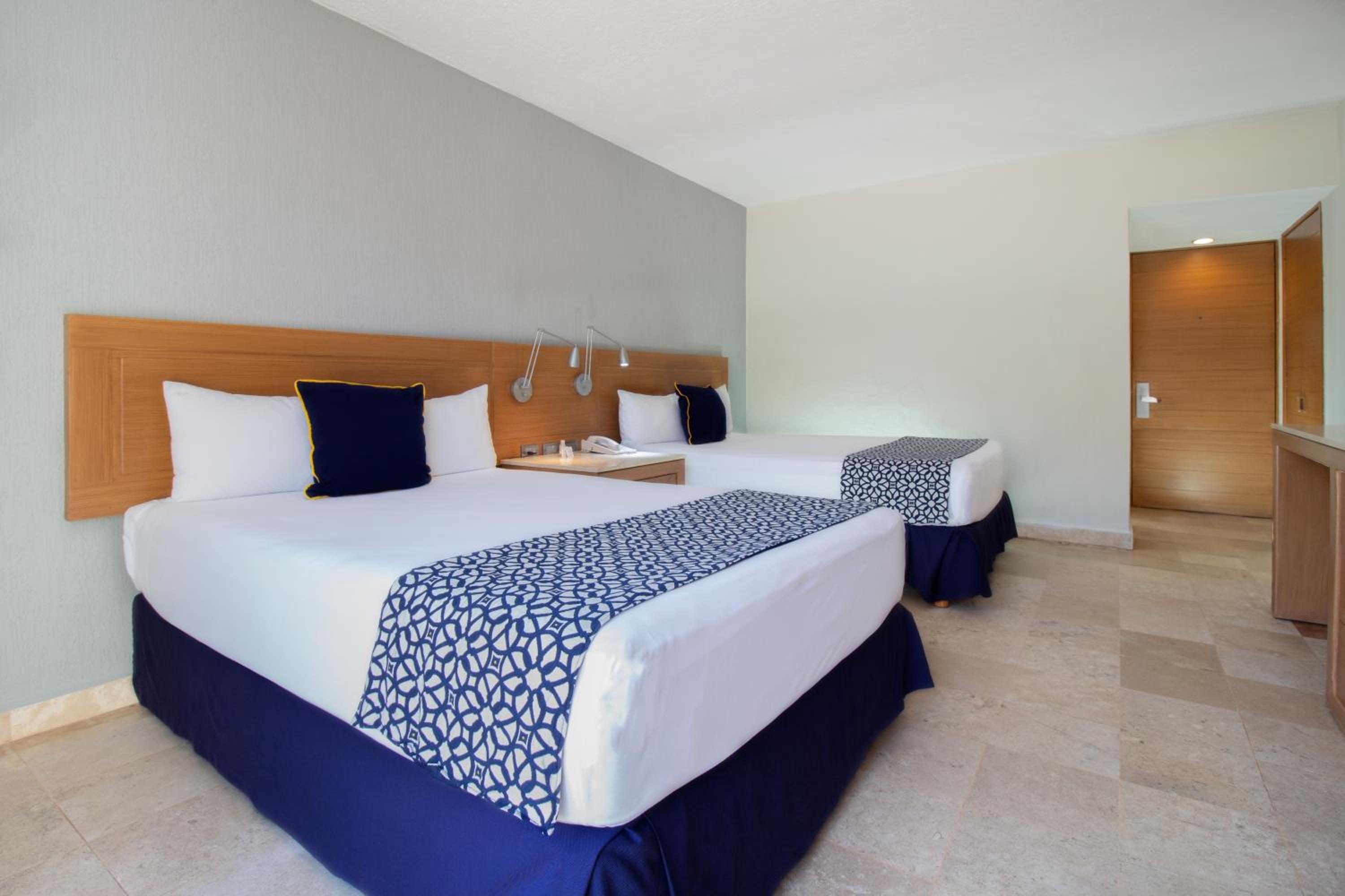 Puerto Vallarta Vacations - Plaza Pelicanos Club Beach Resort All Inclusive - Property Image 123