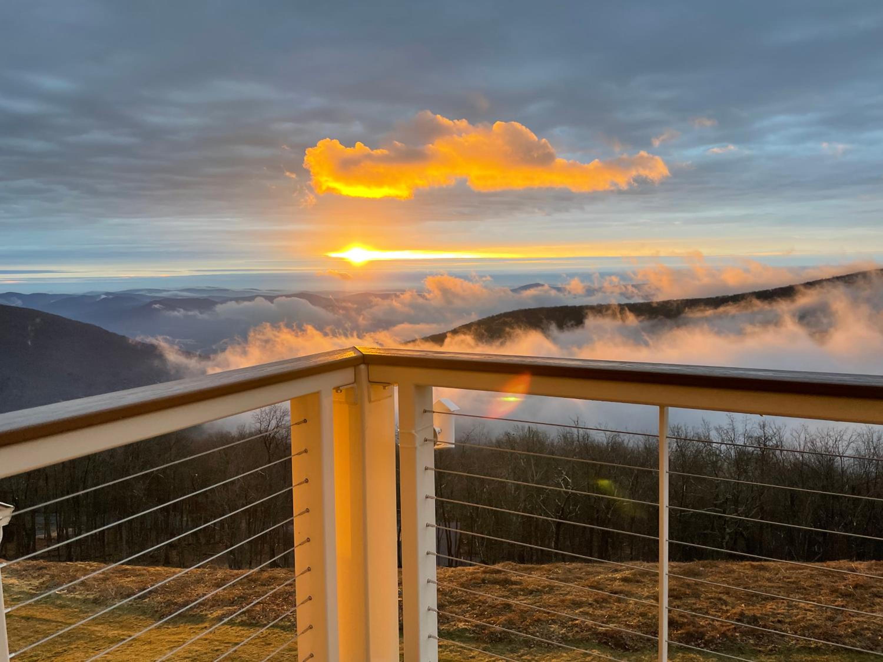 Panoramic Ski Slope Views, private sauna, dogs ok view 5