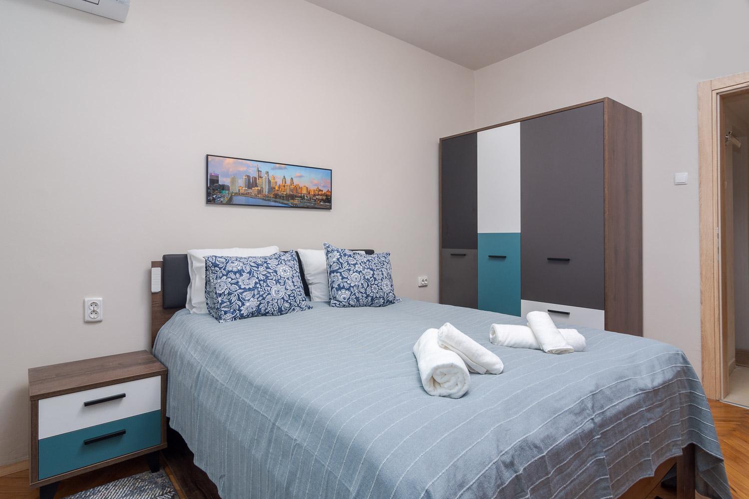Spacious Sofia Condo - Philadelphia LOVE