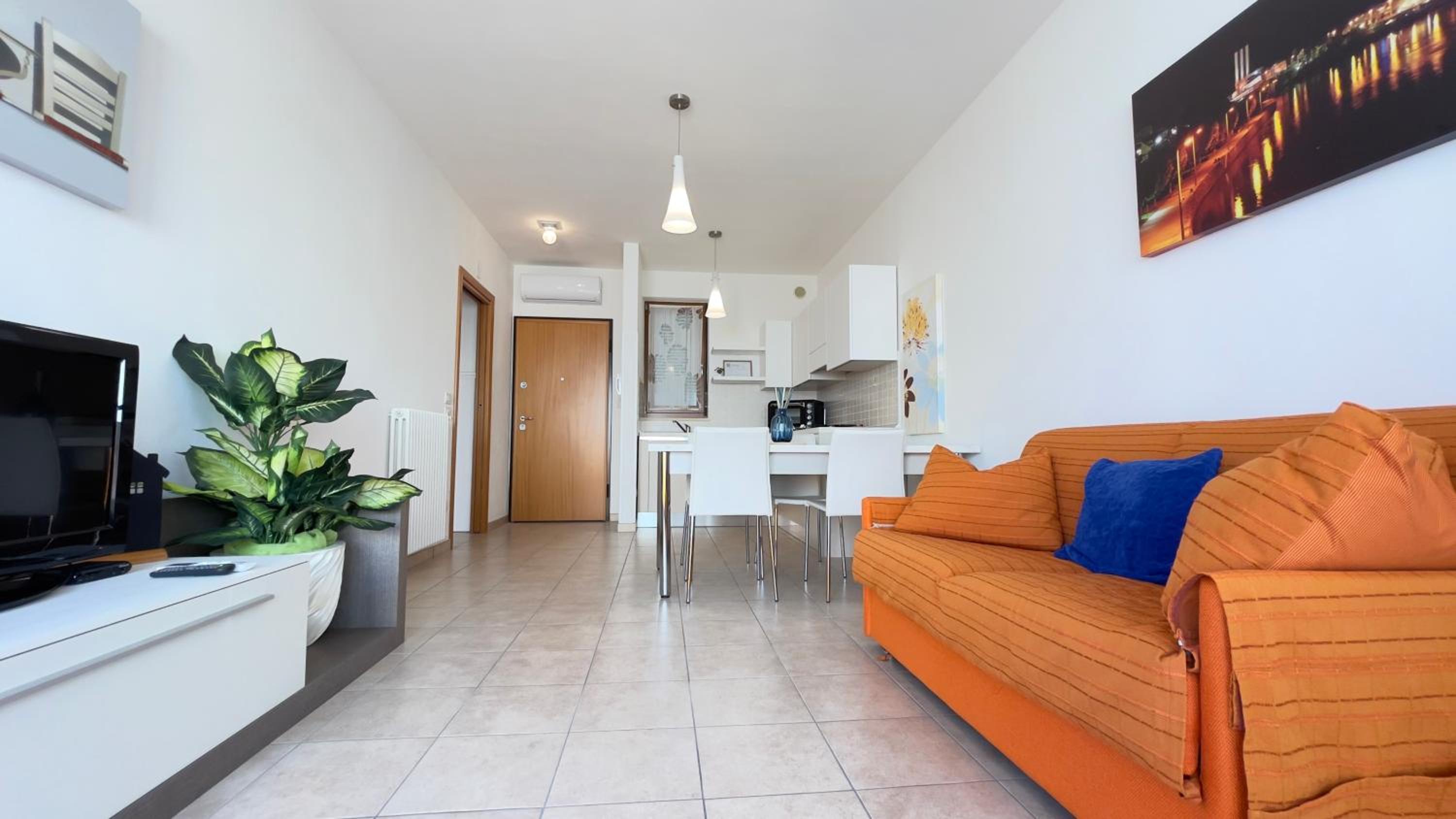 Mazzarona Family Apartment - Luminoso appartamento con piscina al secondo piano photo 4