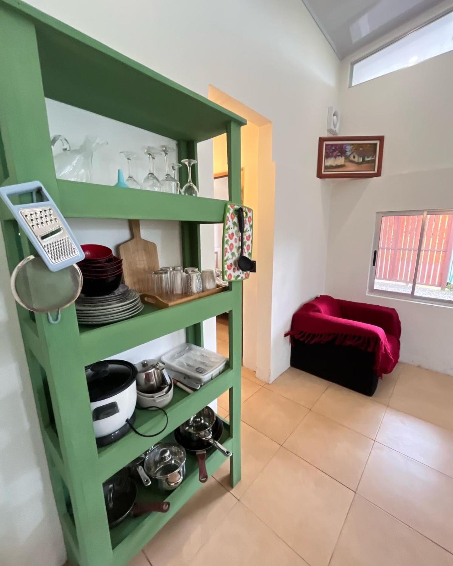 Casita Miss Sam en el Centro de Puerto Viejo