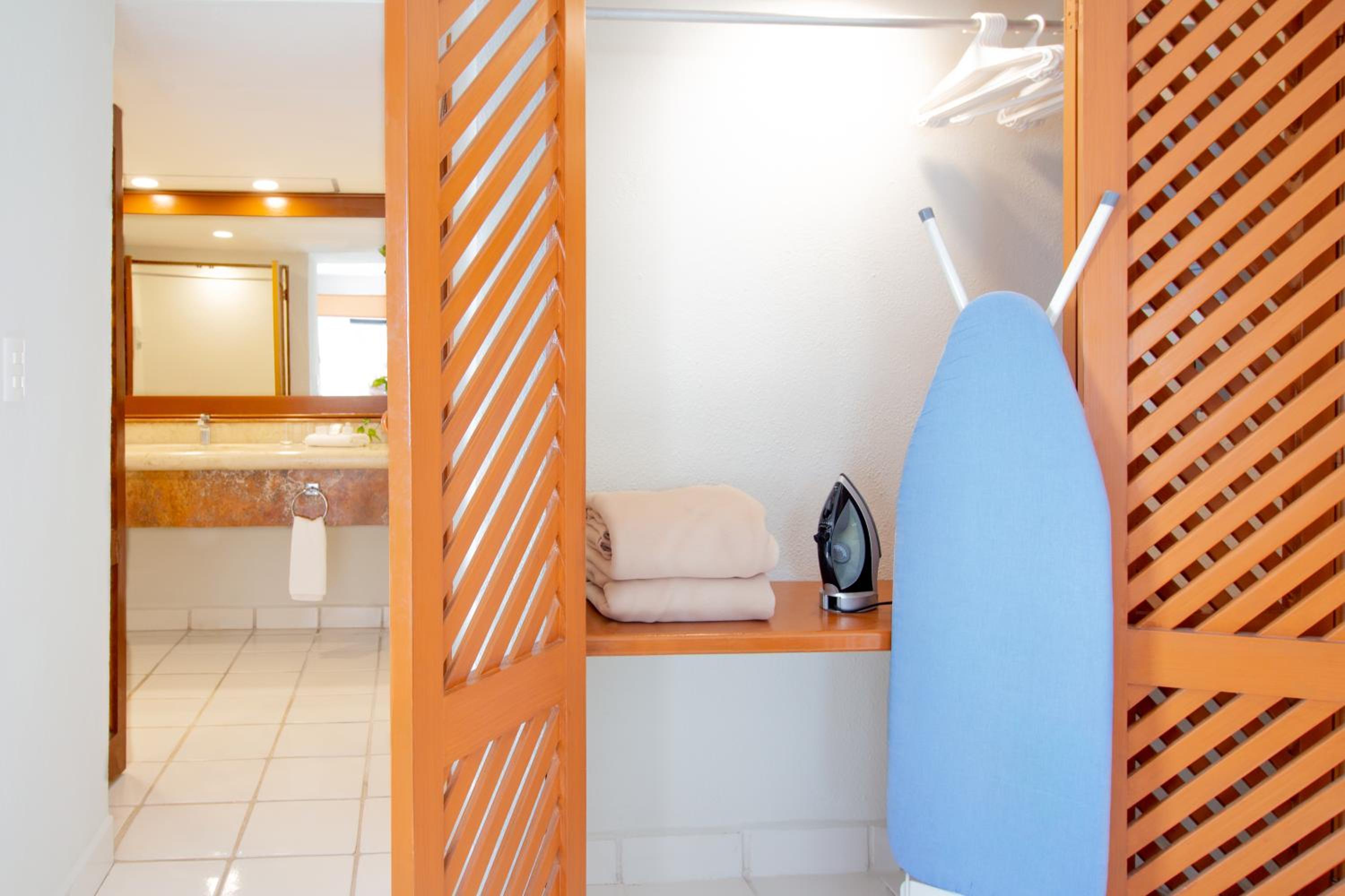 Puerto Vallarta Vacations - Plaza Pelicanos Club Beach Resort All Inclusive - Property Image 139