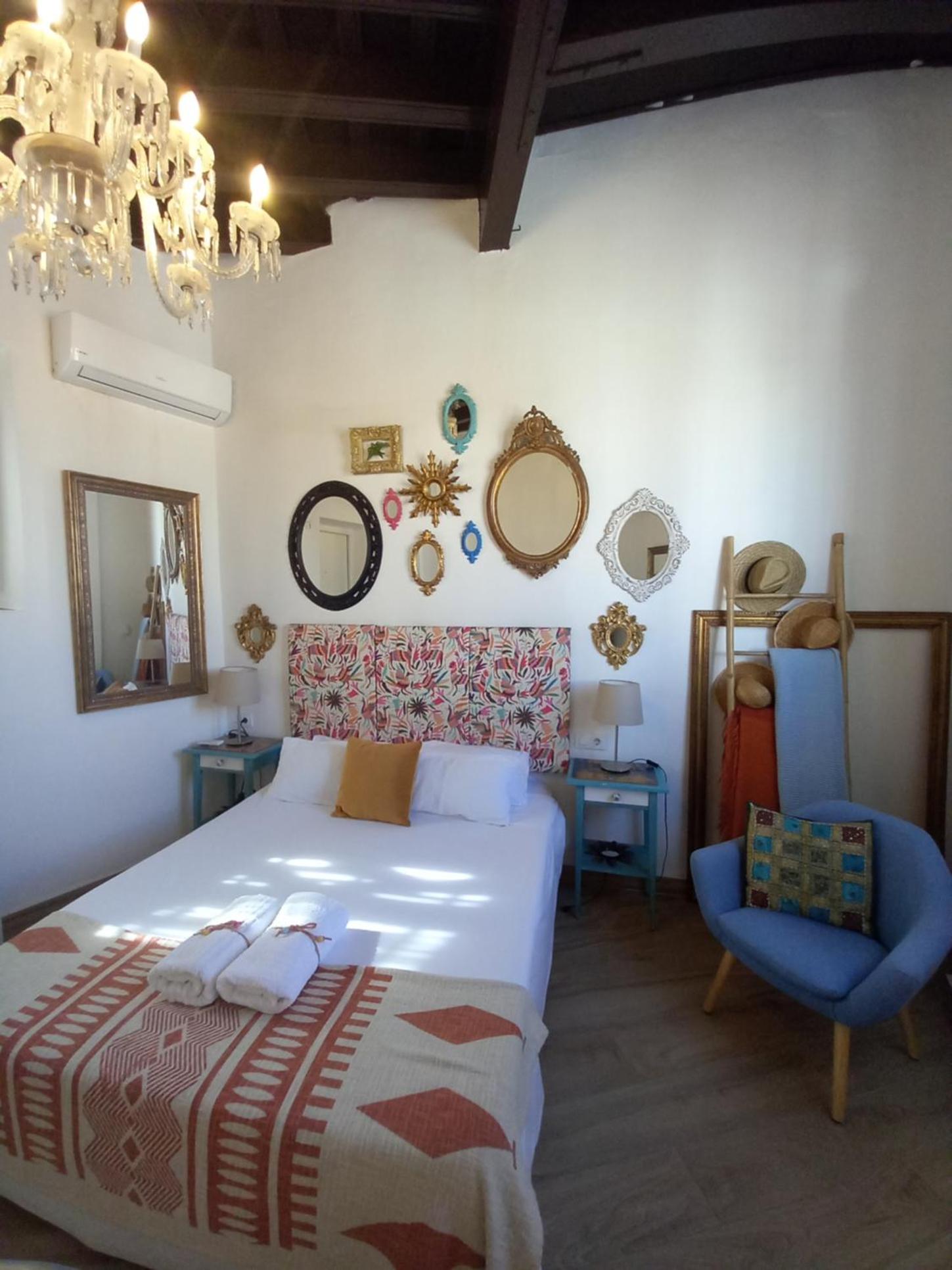 Casa Mora Triana