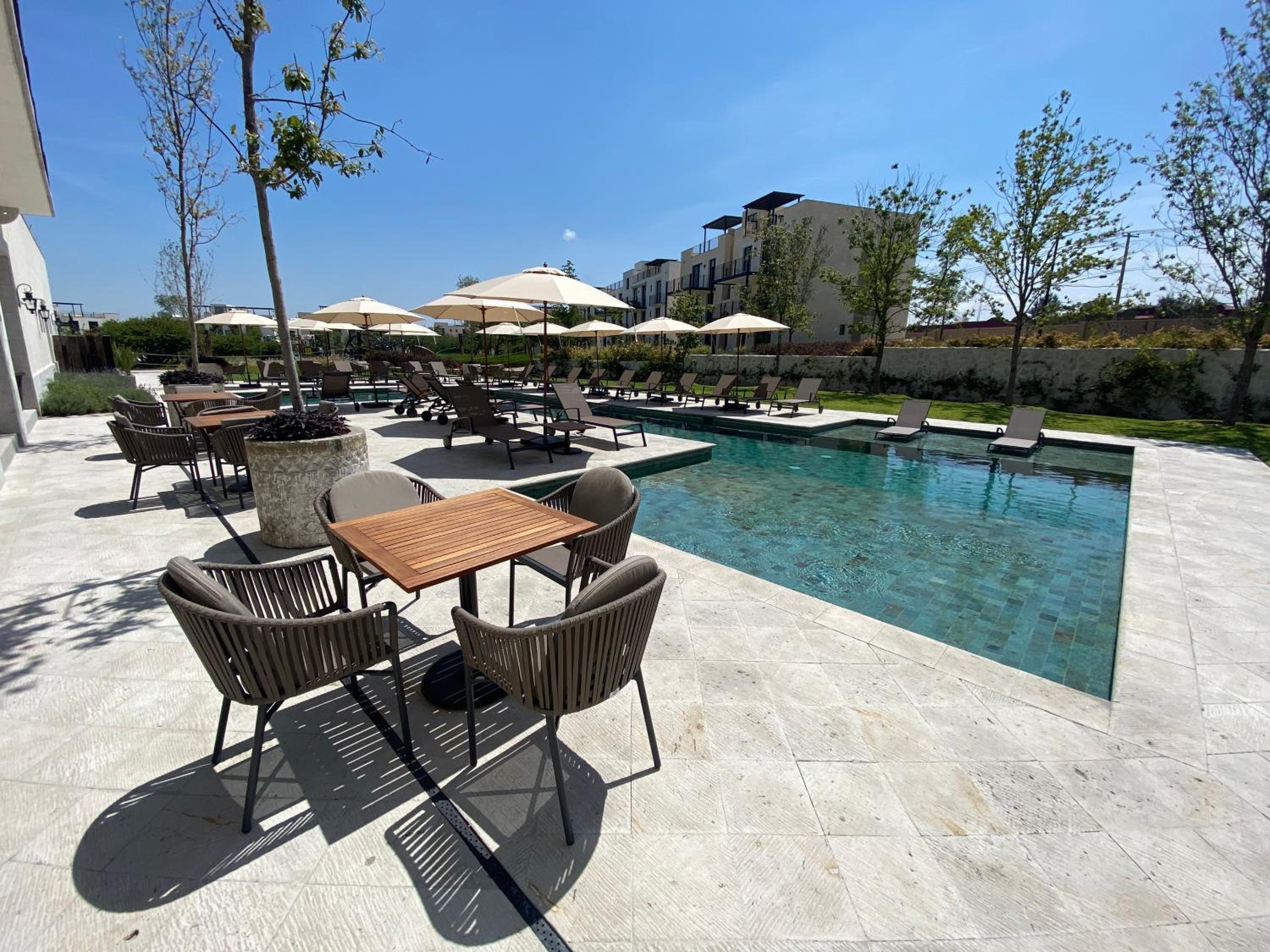 LUMINARIA Pool, Near the Historic Center | Elegant view 2