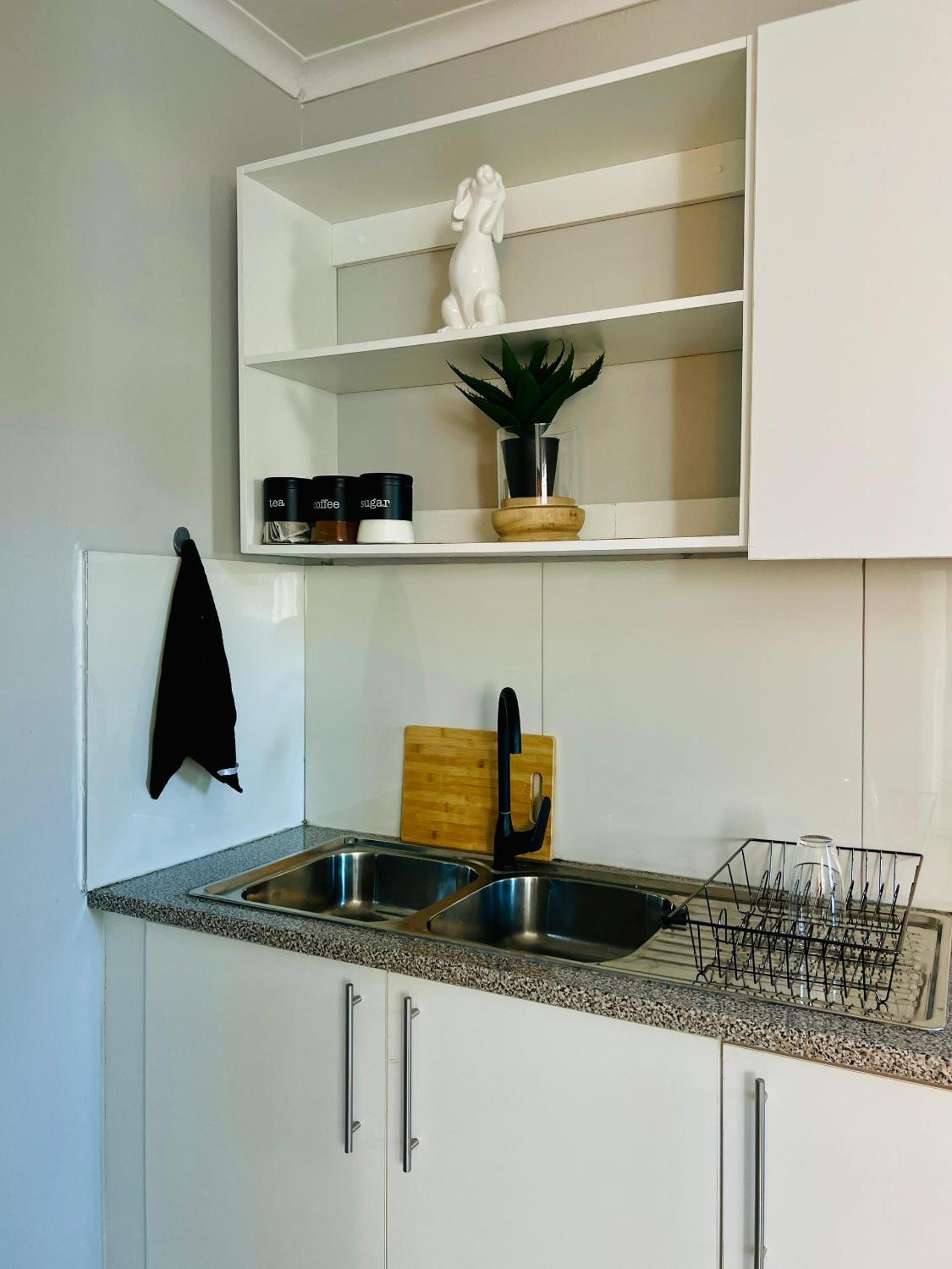 Easy Living Apartment