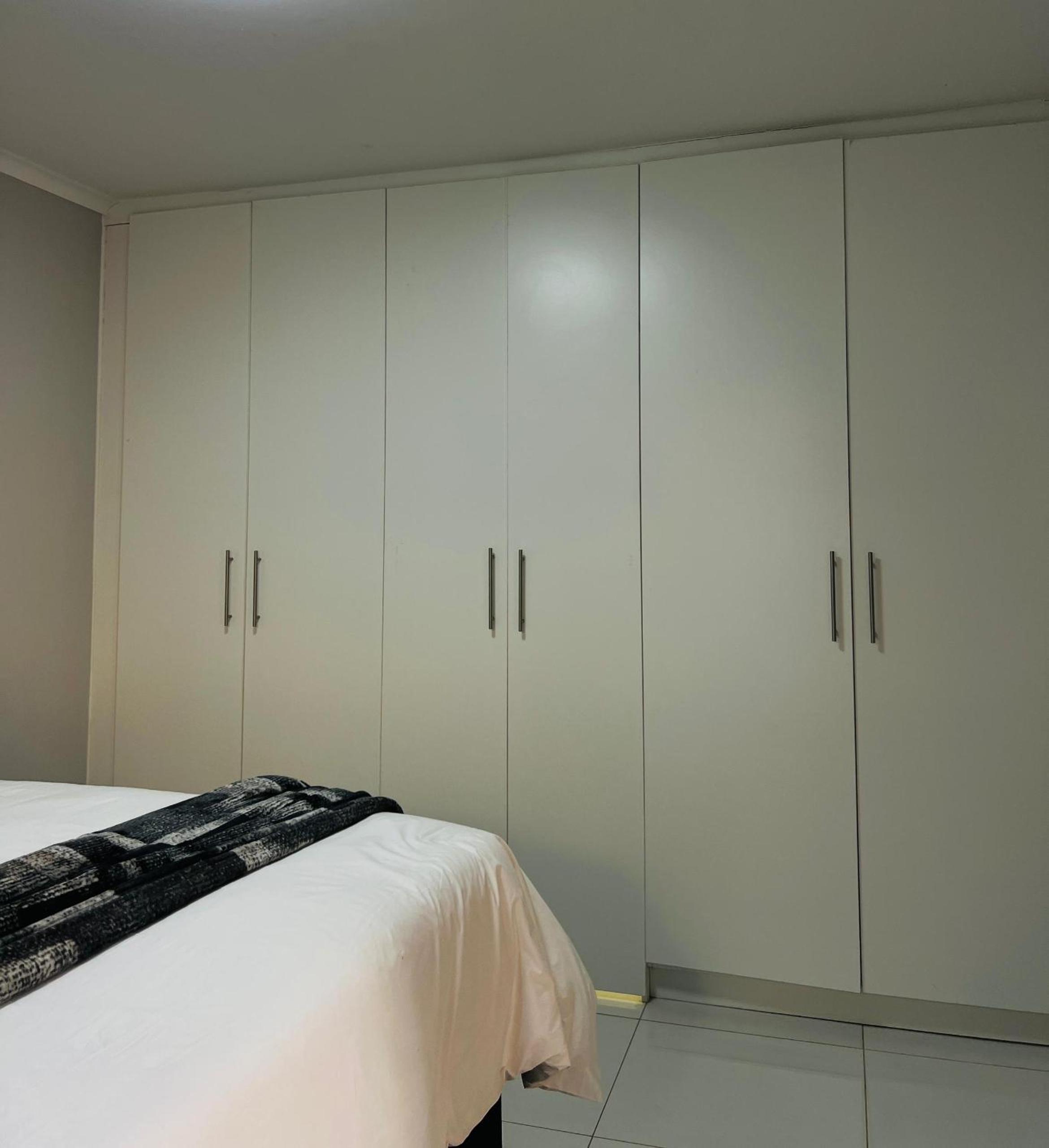 Easy Living Apartment