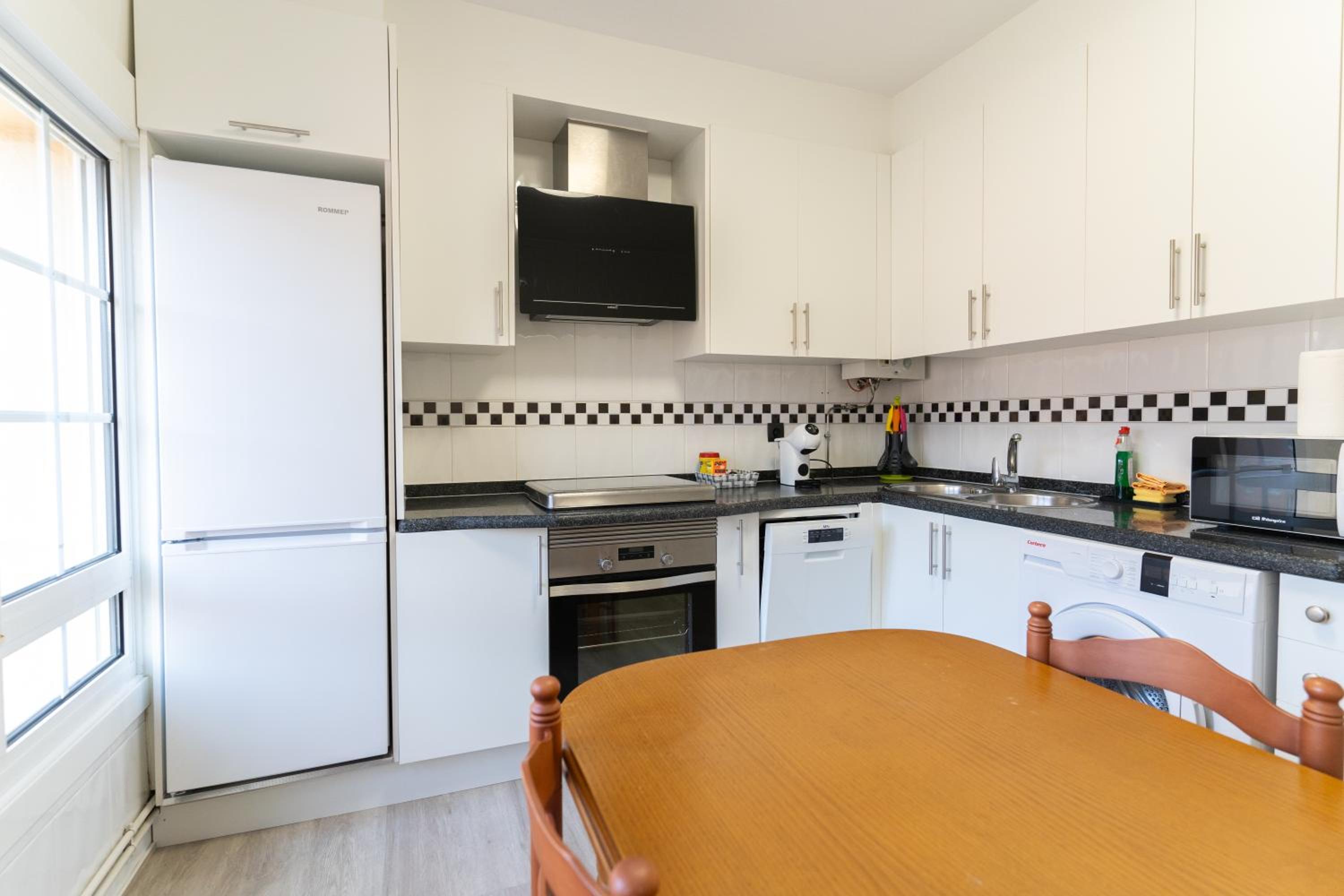 Apt Victoria Galitrips