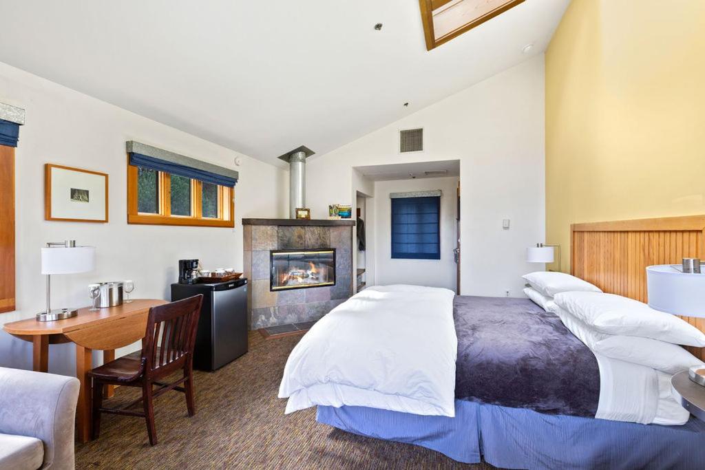 Costanoa view 3