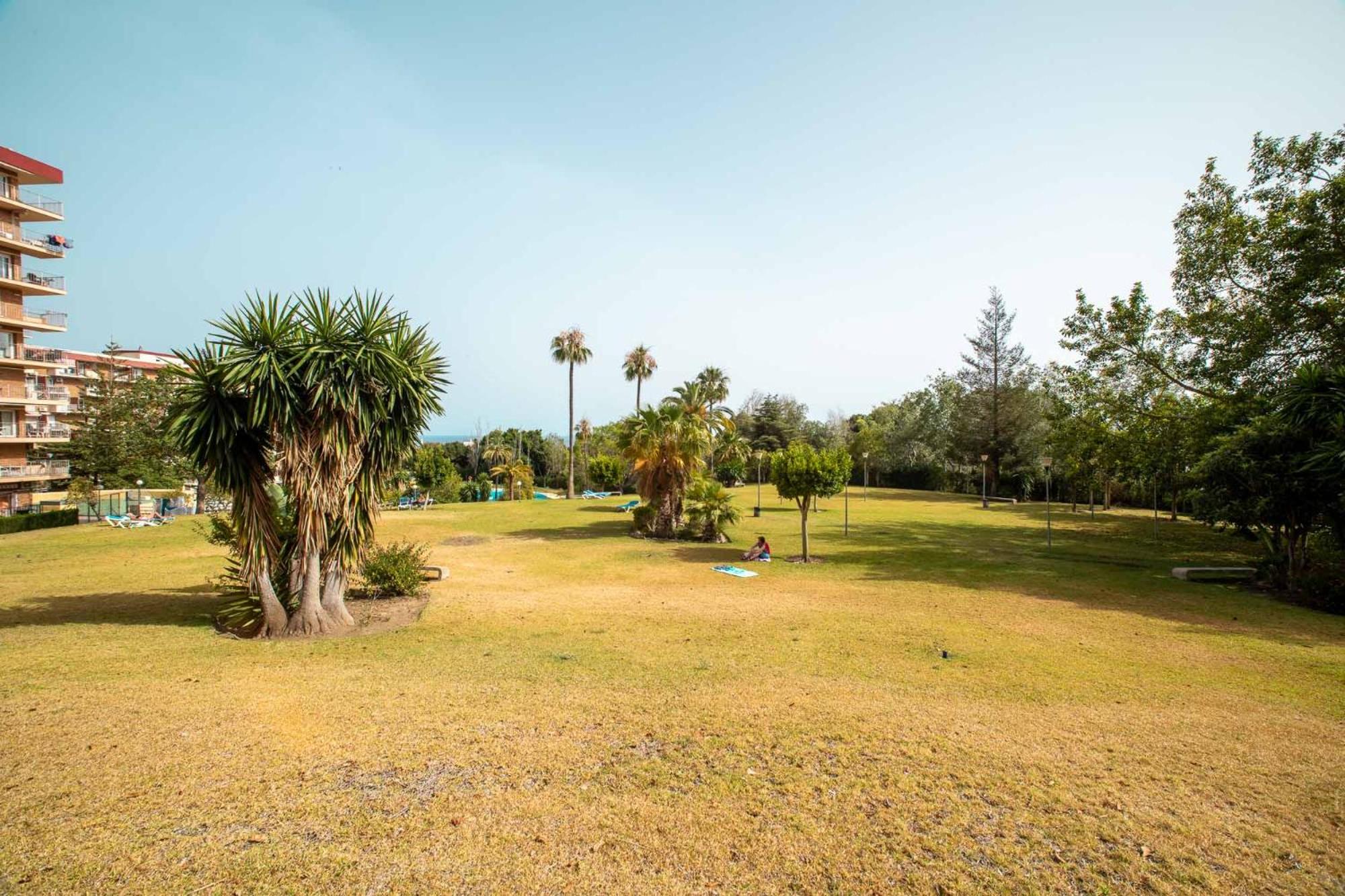 Lolo Home estudio con WiFi, AC y Piscinas view 3