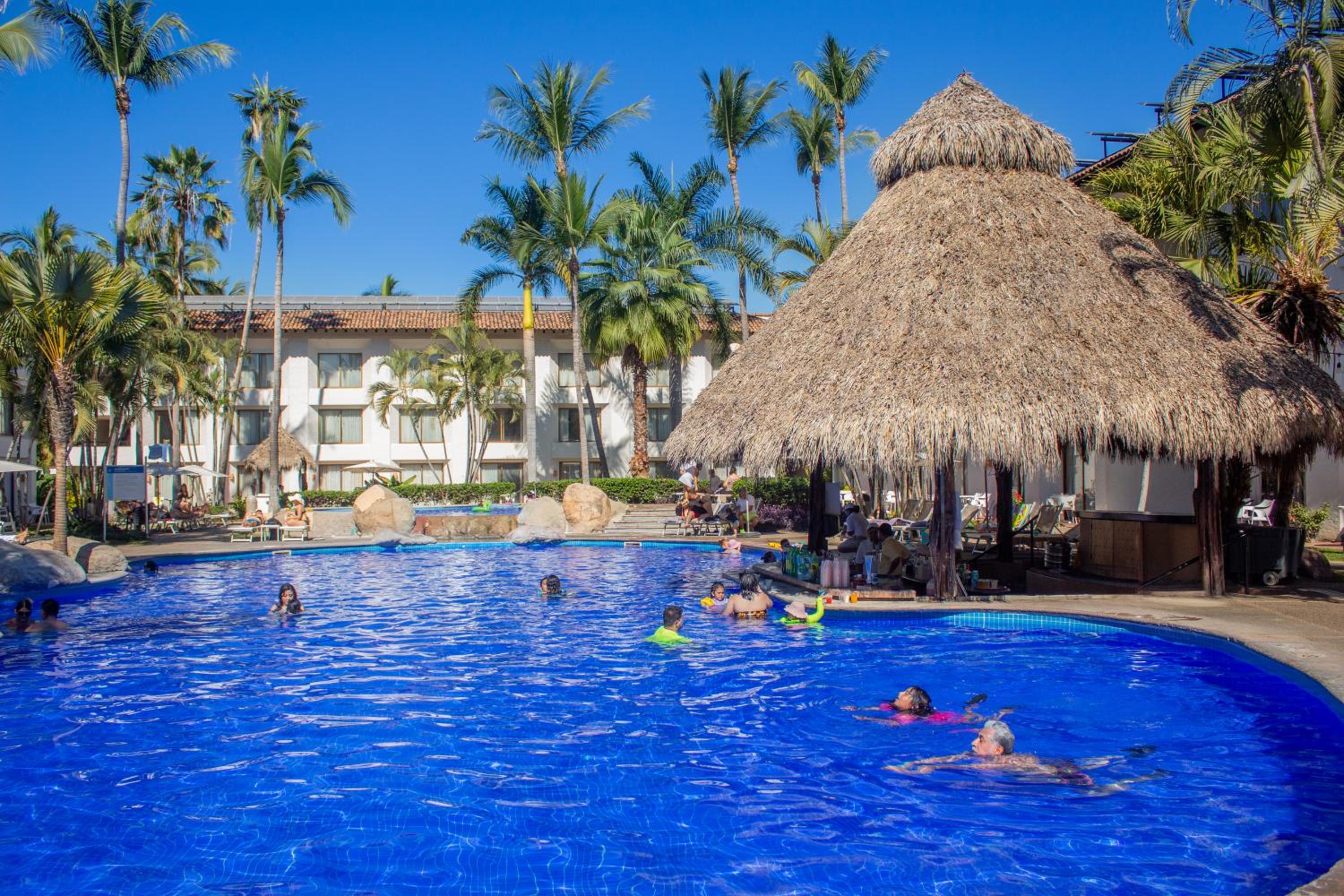 Puerto Vallarta Vacations - Plaza Pelicanos Club Beach Resort All Inclusive - Property Image 39