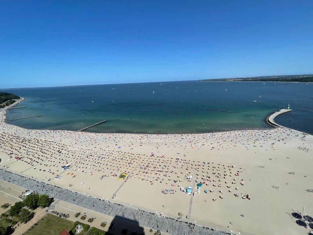 Wind und Meer, 3-Zimmer Ecksuite in der Maritim Residenz Travemünde view 4