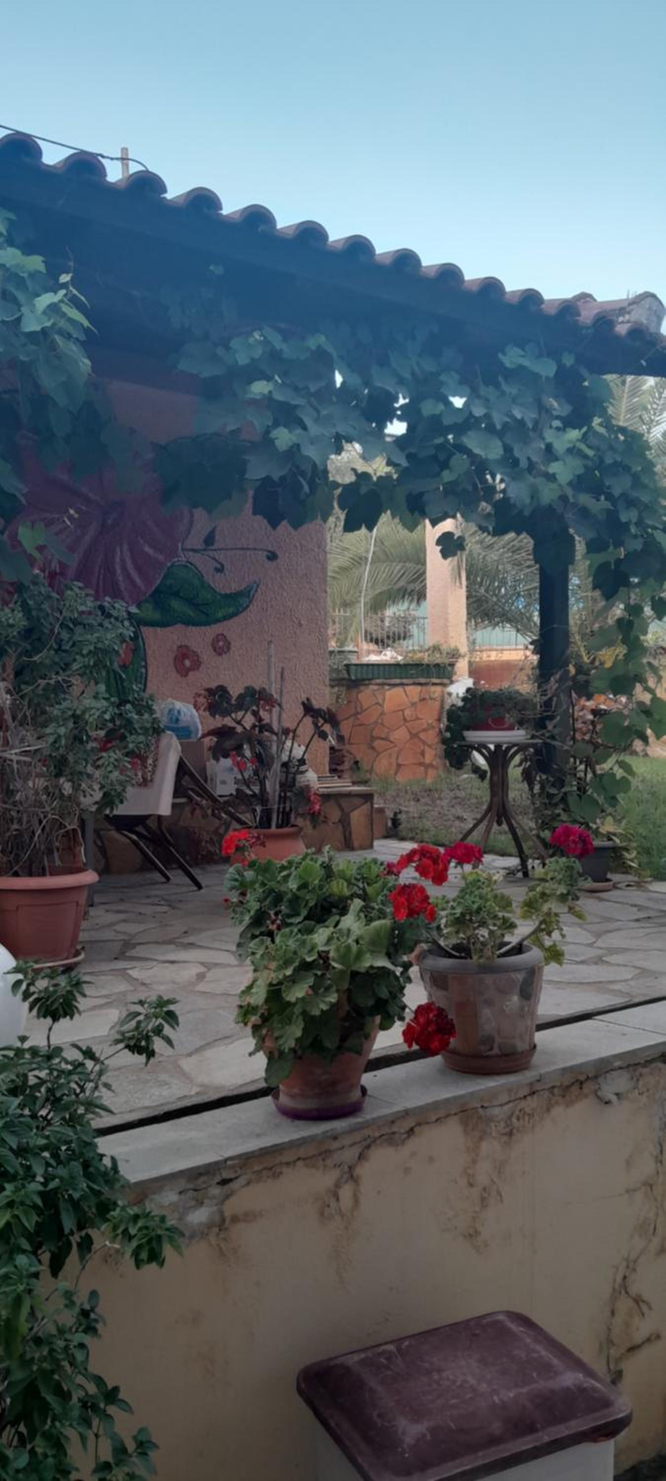 Nondis House