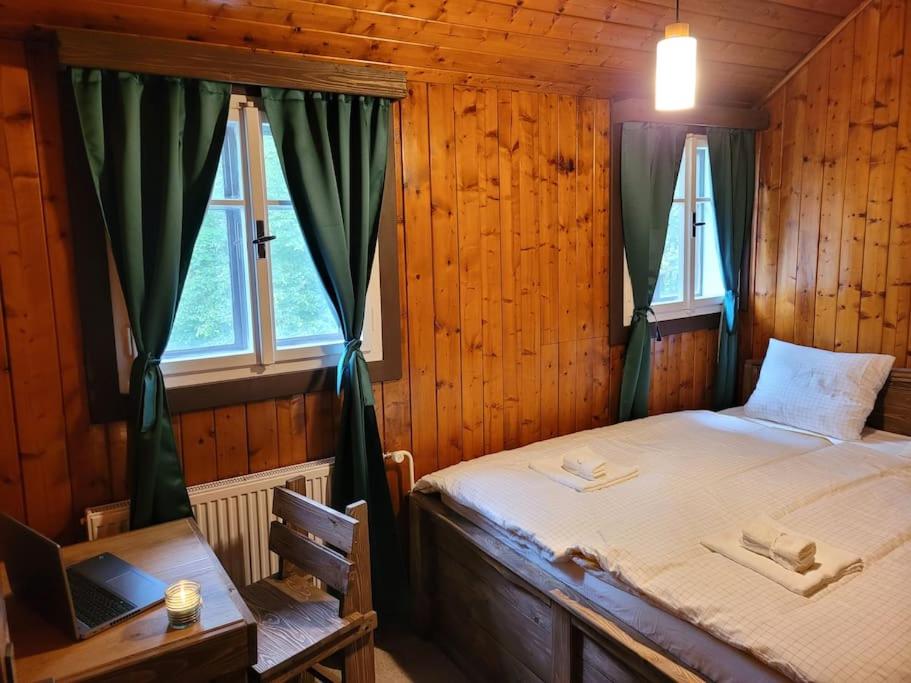 Chata Na Cvičence
