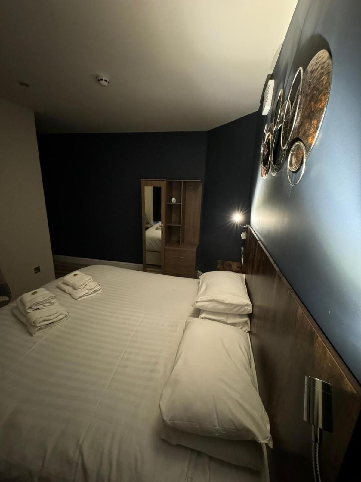 High Tor Hotel