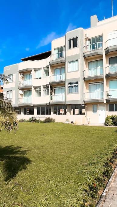 Apartamento com Acesso ao Mar