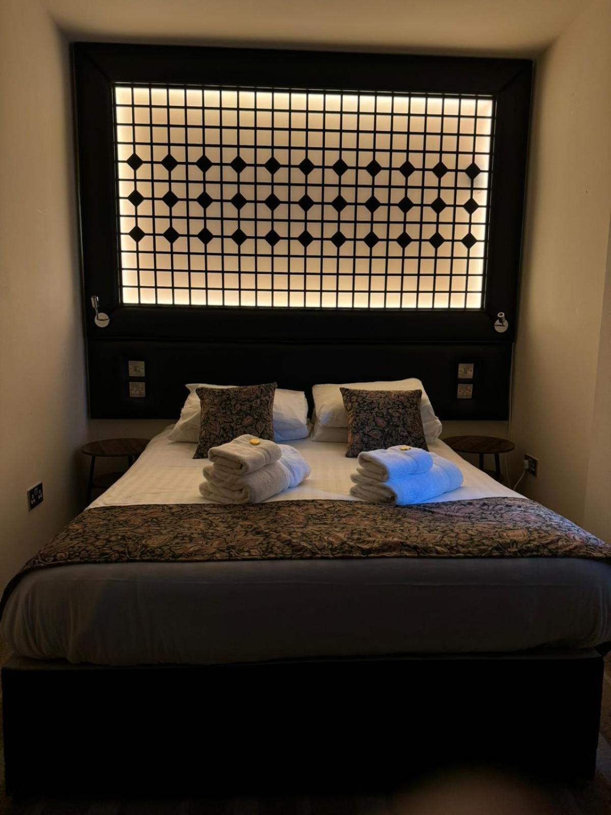 High Tor Hotel