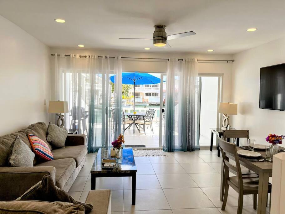 Renovated waterfront villa near the beach