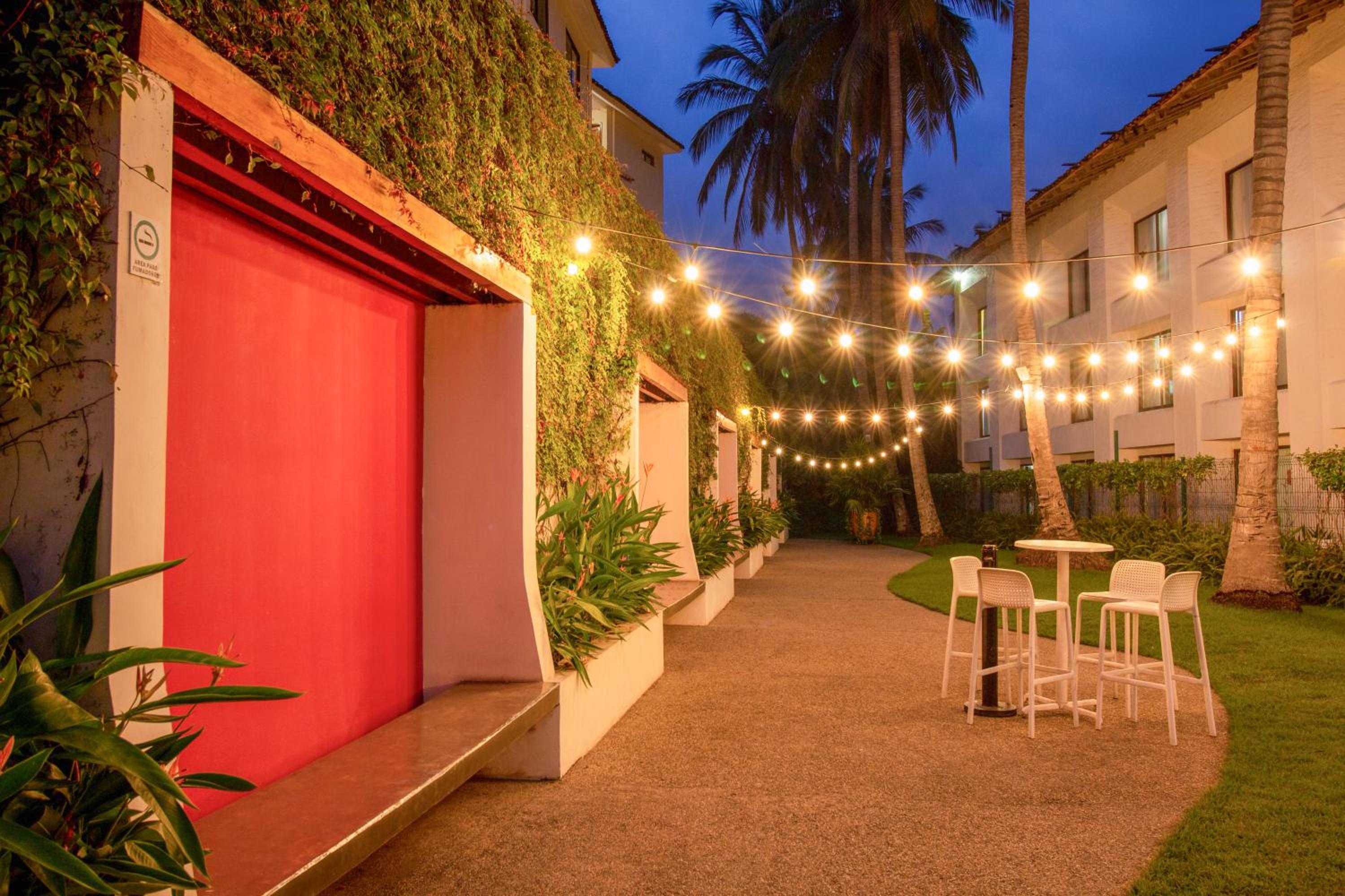 Puerto Vallarta Vacations - Plaza Pelicanos Club Beach Resort All Inclusive - Property Image 55