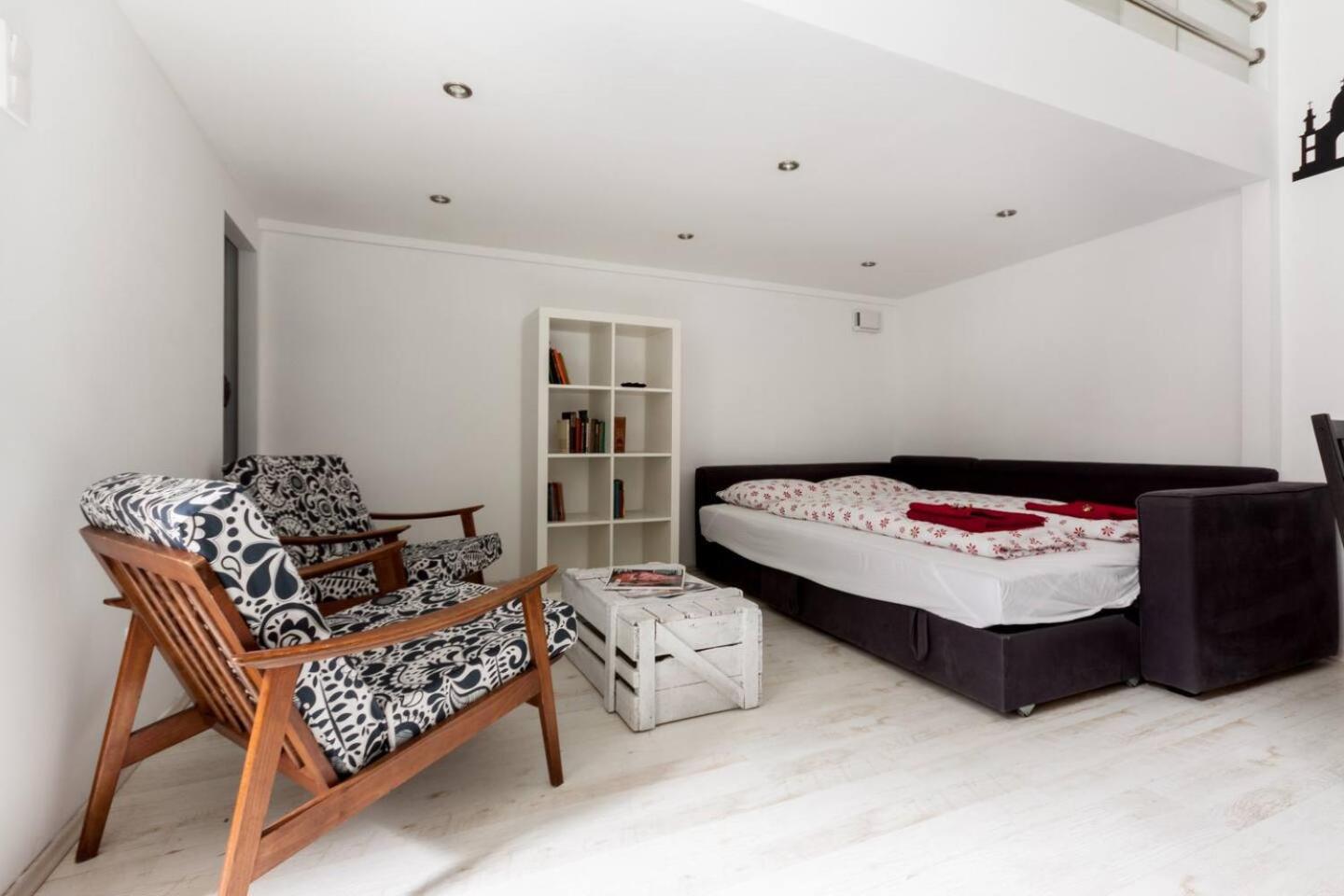 Black&White Apartment