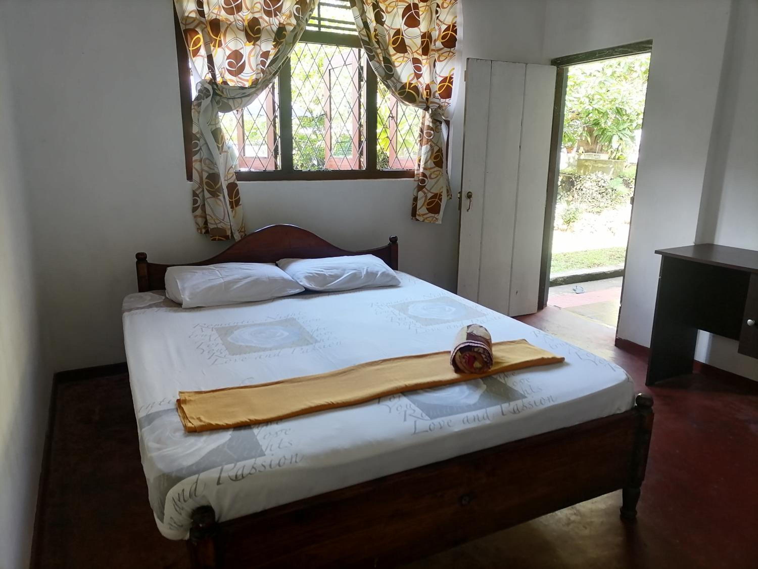 Tropical Homestay By Golden Beach view 5