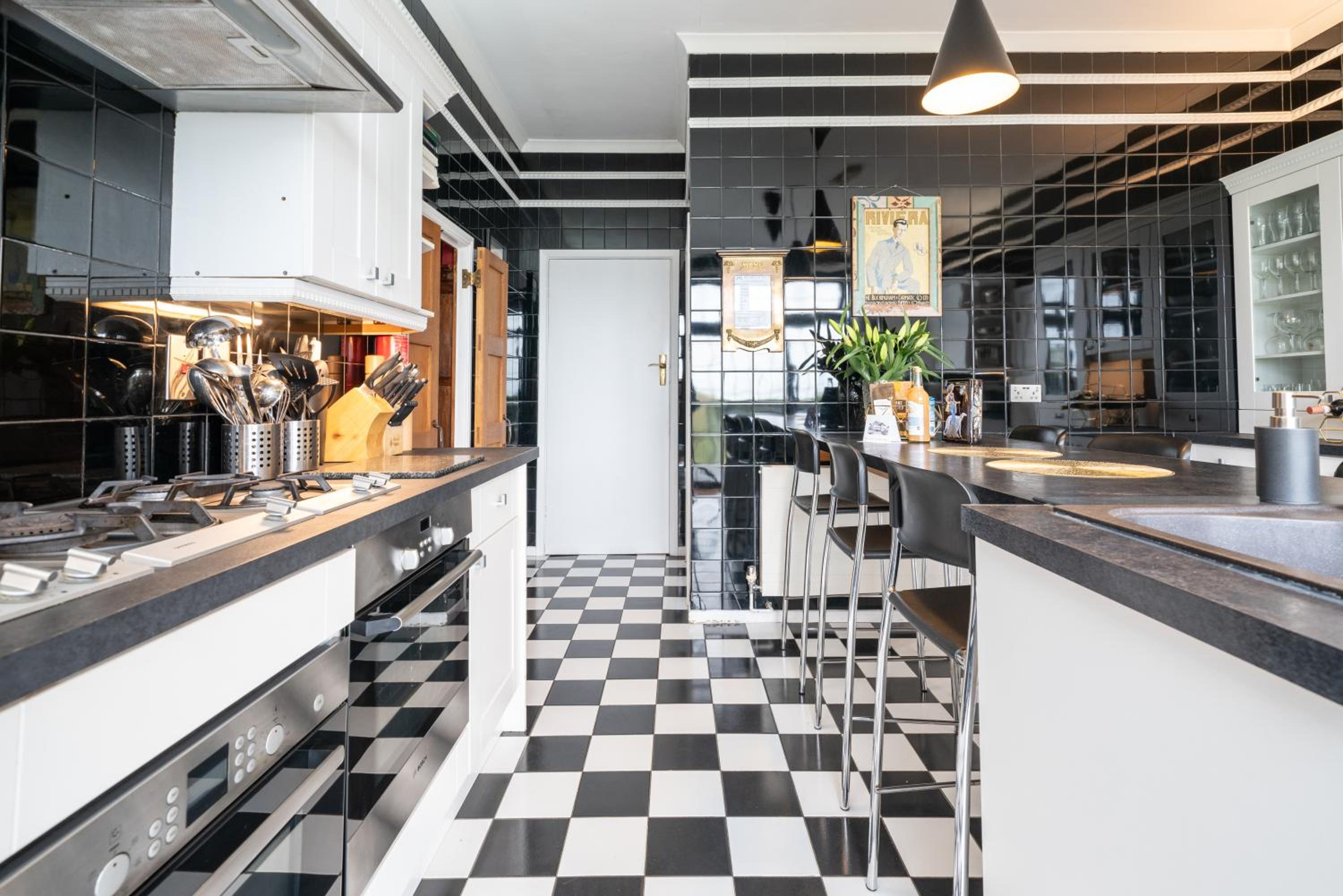 ArtDecoHouseUK