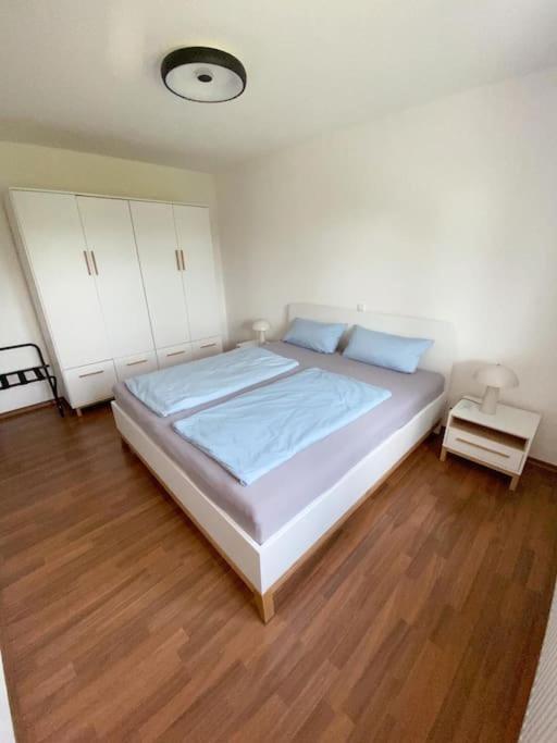 Ferienwohnung in ruhiger Lage, 2 Zimmer, 64 qm