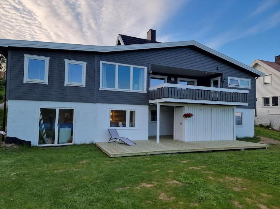 Perfect apartment for whale safari at Skjervøy! view 2
