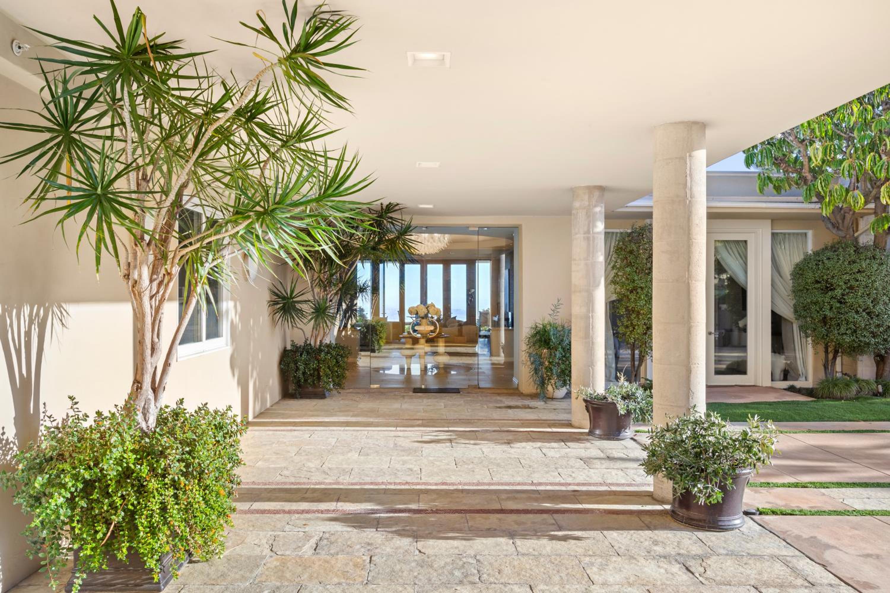 Trousdale Grand