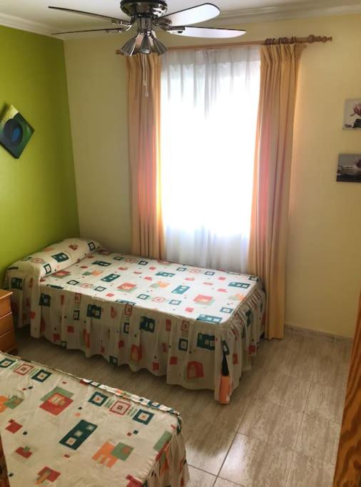 Family apartment with pool in Oliva Nova
