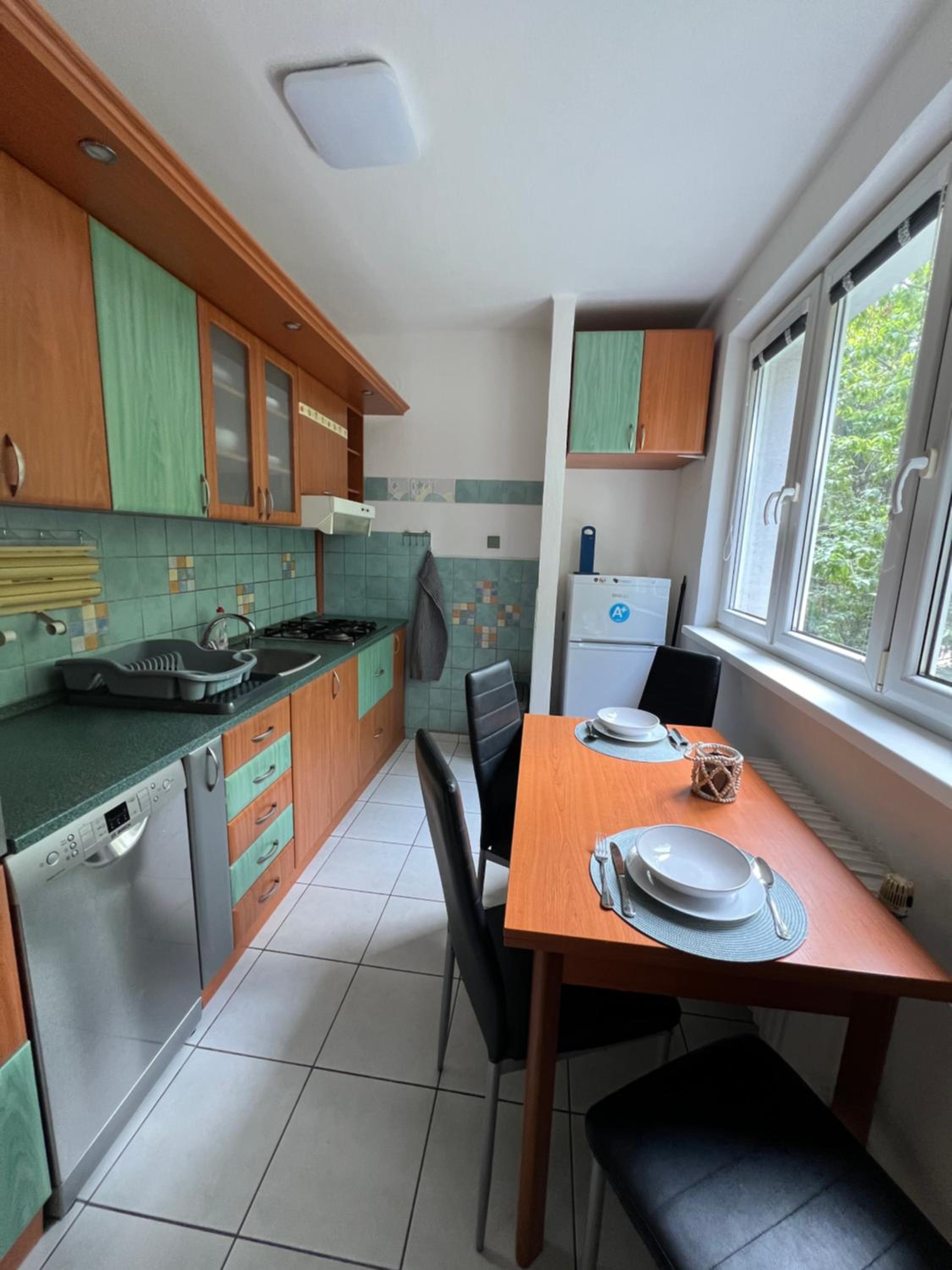 Self-Check- 2-bedroom comfortable apartment view 3