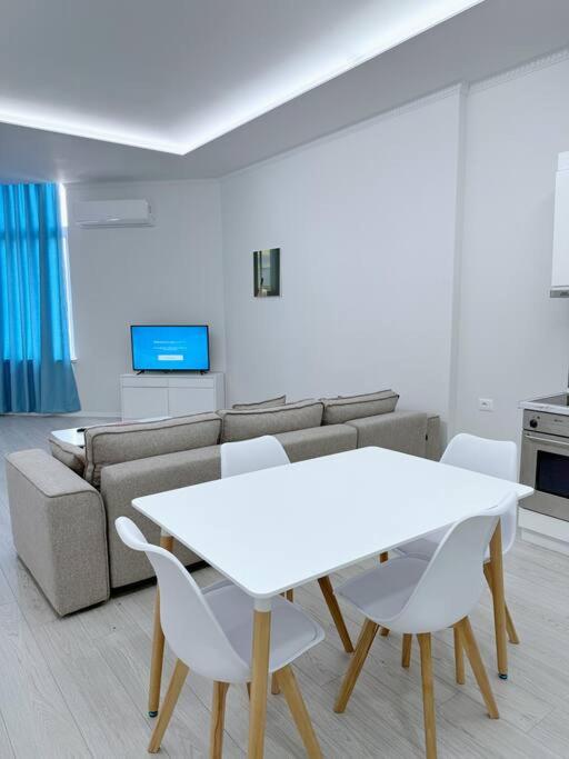 AEM 2 Bedroom Apartment Apt #3