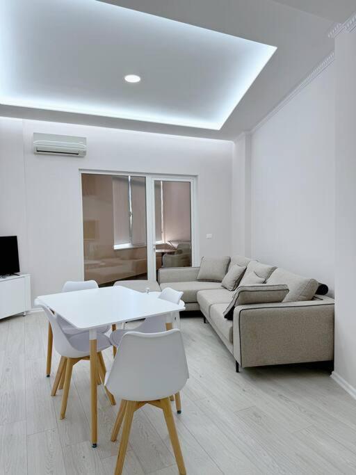AEM 2 Bedroom Apartment Apt #3
