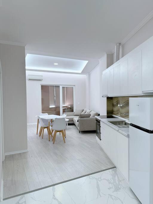 AEM 2 Bedroom Apartment Apt #3