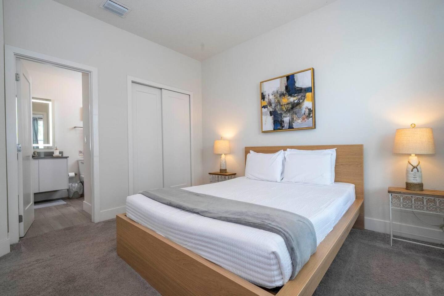 Comfortable home Near Disney & Private Pool 17414