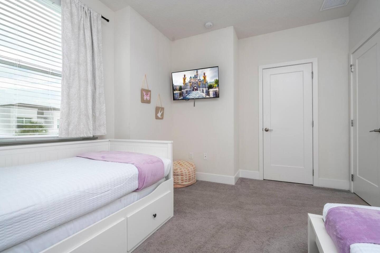 Comfortable home Near Disney & Private Pool 17414