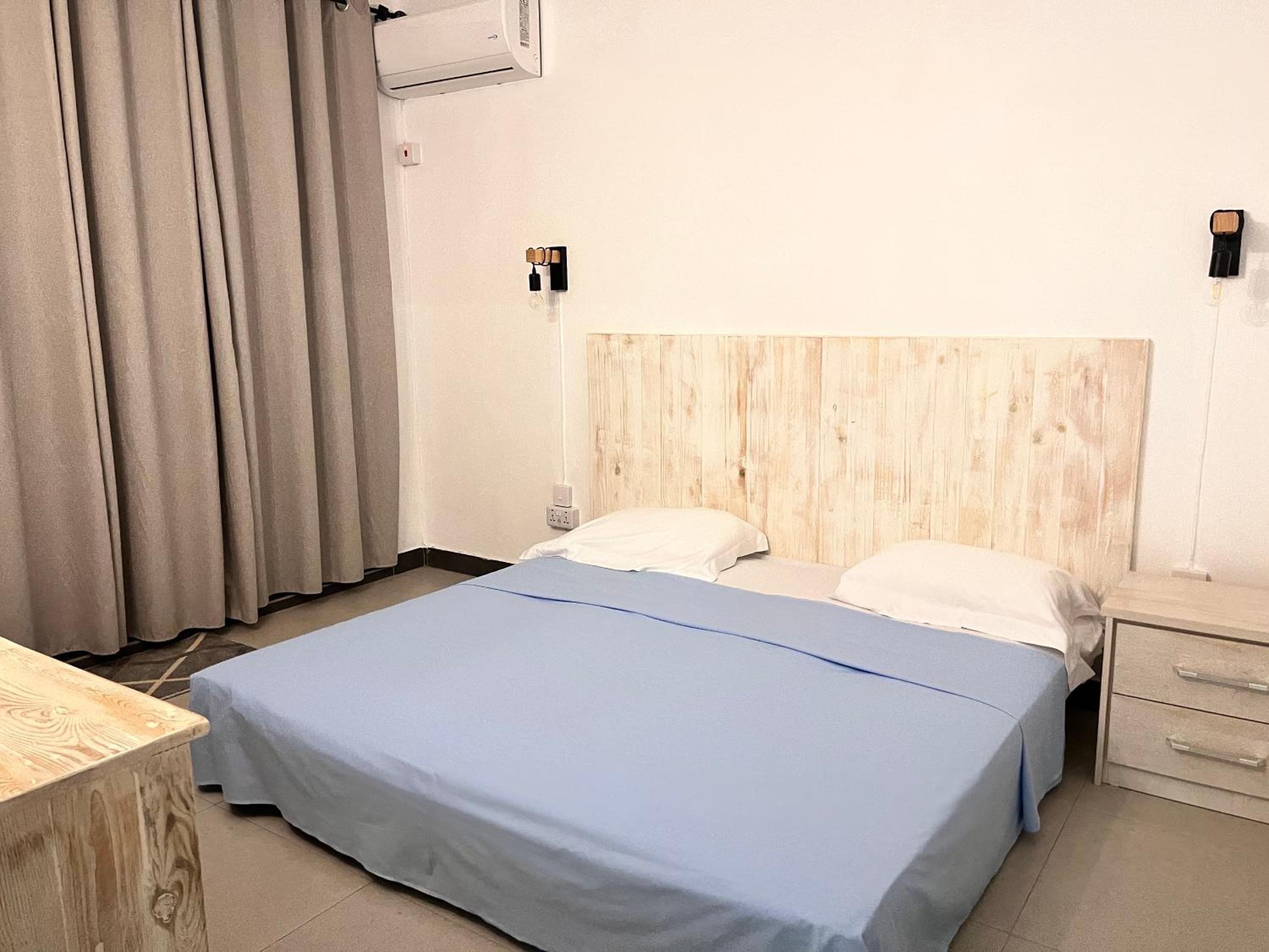 Ebony Apartment & Studio photo 5