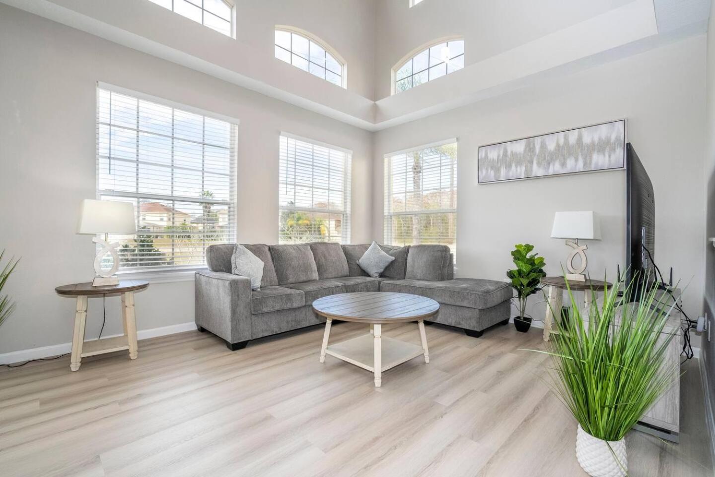 Spacious & clean cozy home near Disney 448 view 2