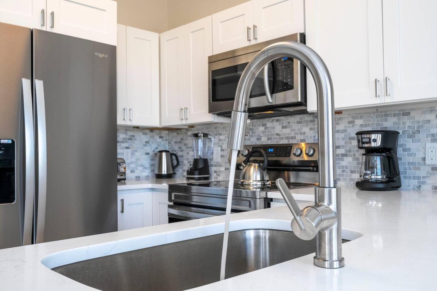 Spacious & clean cozy home near Disney 448 view 5