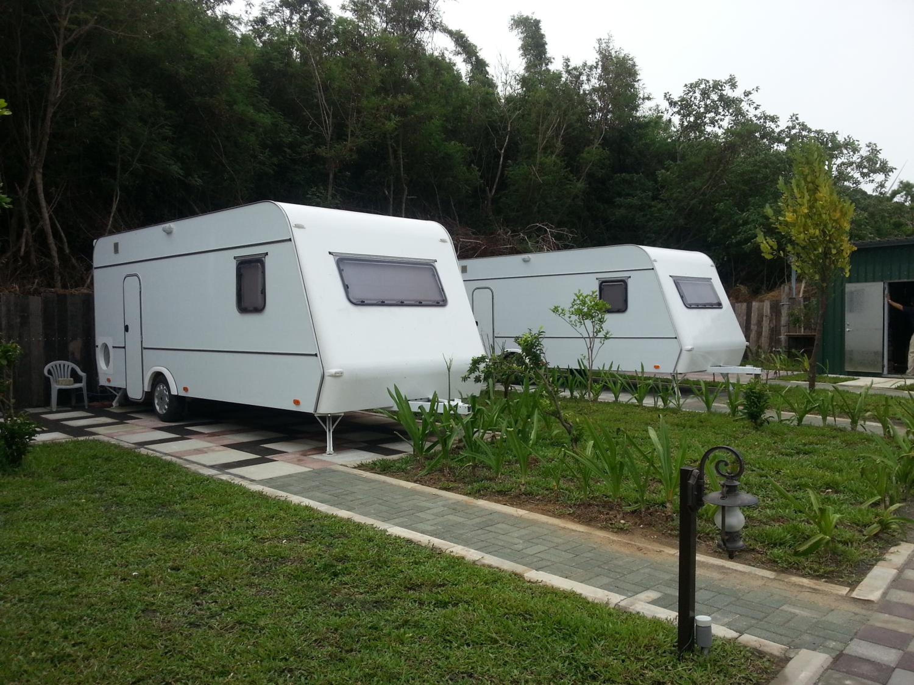 Kenting Houbihu Camping Car B&B