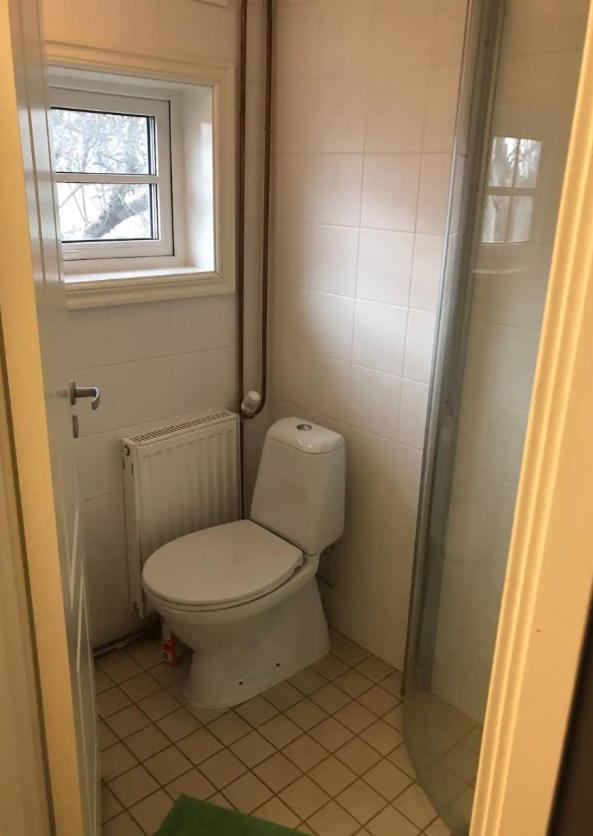 En Gäststuga i fina Duvbo view 5