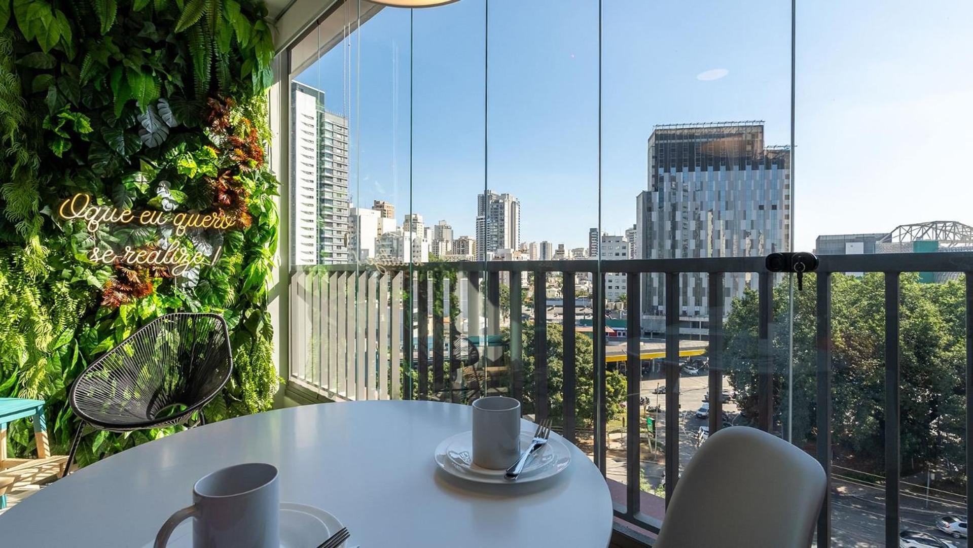 Studios Novíssimos com Piscina no Rooftop e vista para o Allianz Parque