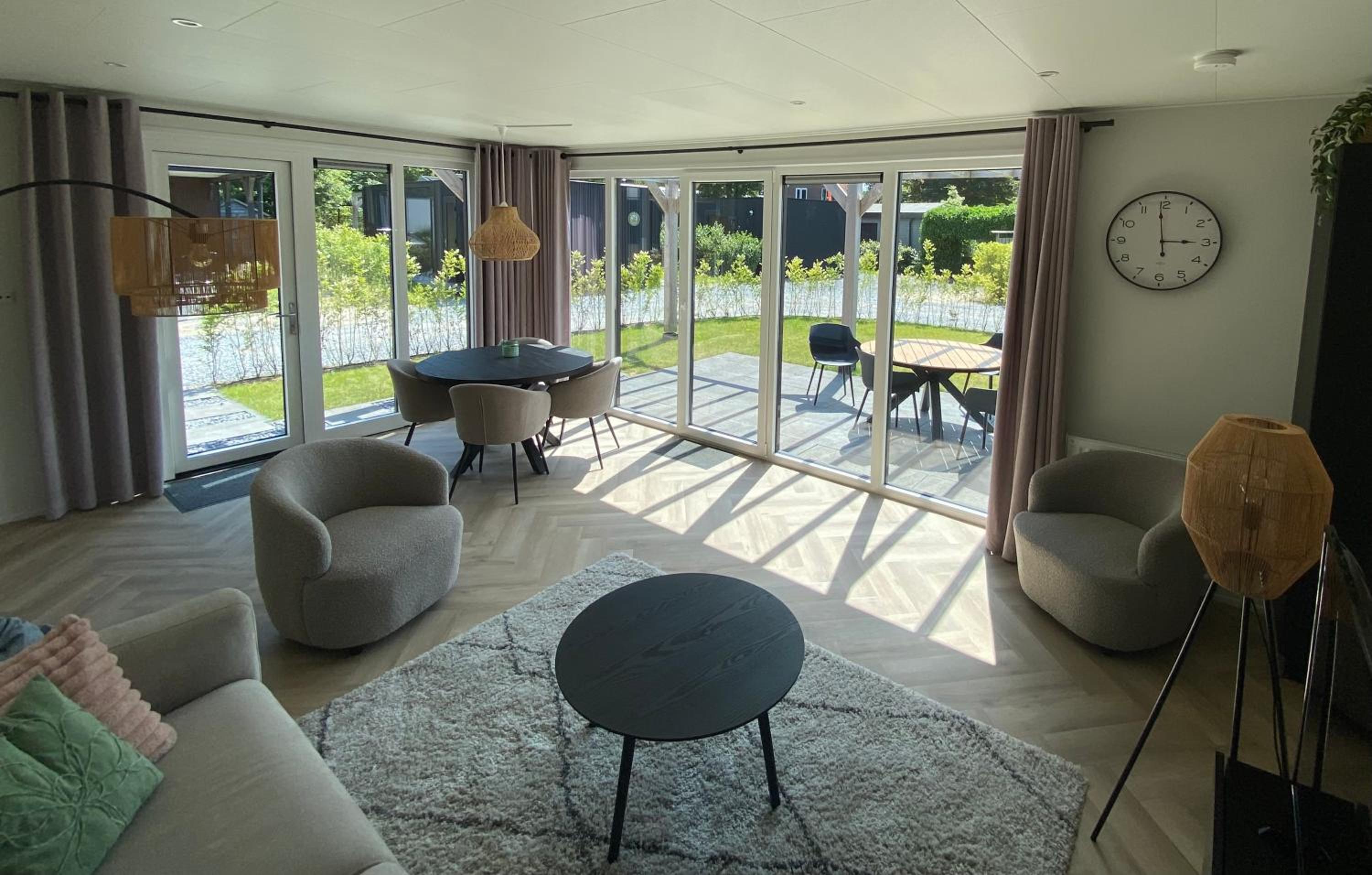 NIEUW Luxe 4p Eco Lodge naast het bos op de Veluwe view 3