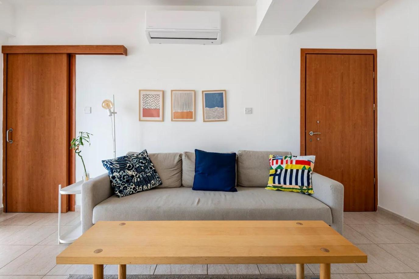 Top Floor Apartment City Center