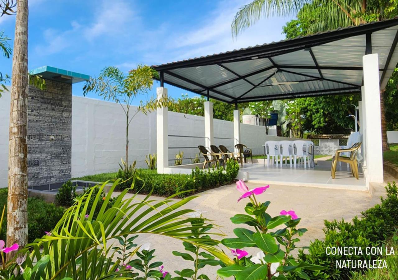 Casa villa con Jacuzzi, tobogán y BBQ