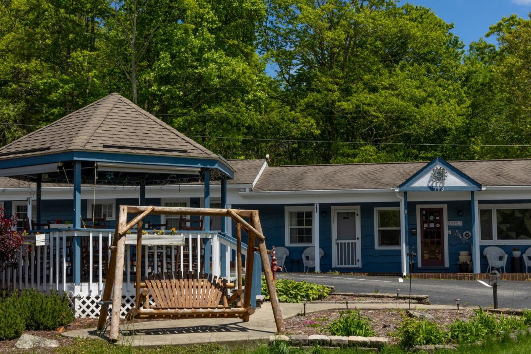 Blowing Rock Inn